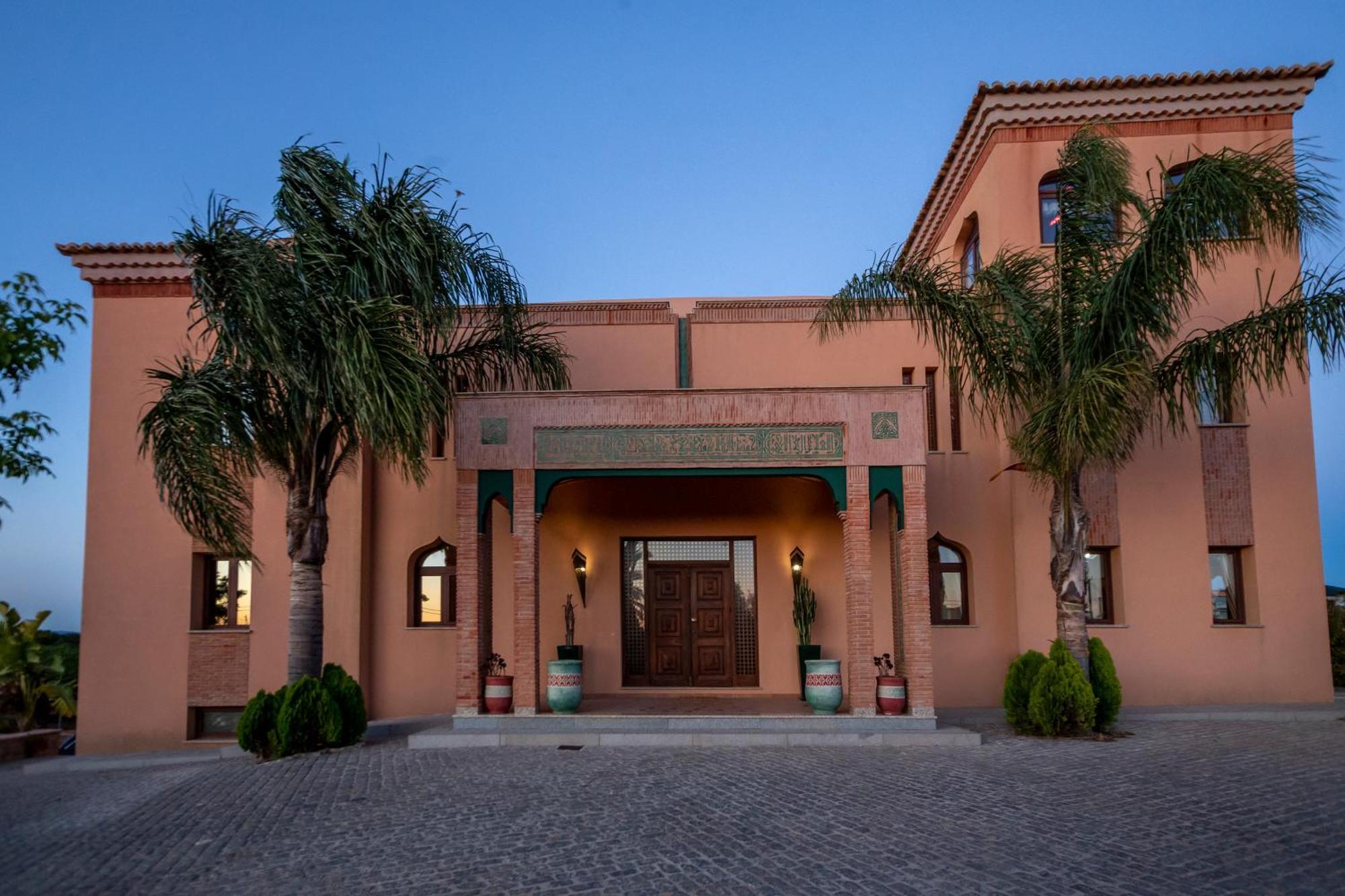 Al Karob Yoga Boutique Hotel ギーア エクステリア 写真